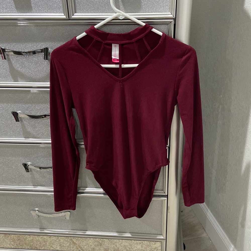 Long sleeve body suit